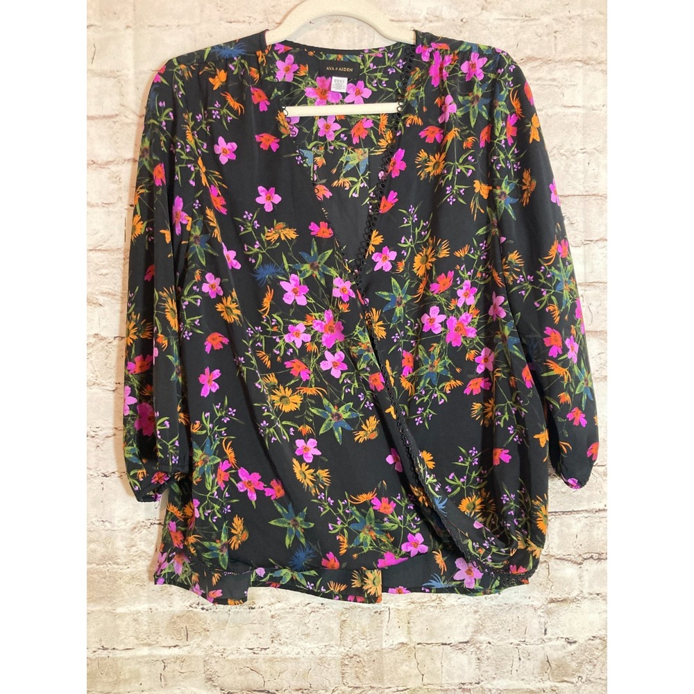 Ava & Aiden Top Womens Medium Dark Romantic Florals Deep V Neck Feminine